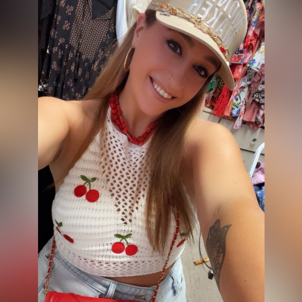 ✨SIV IS LIVE!✨ LETS GET CUTE! 🌴🦚🍓 - Picture 4 of 11